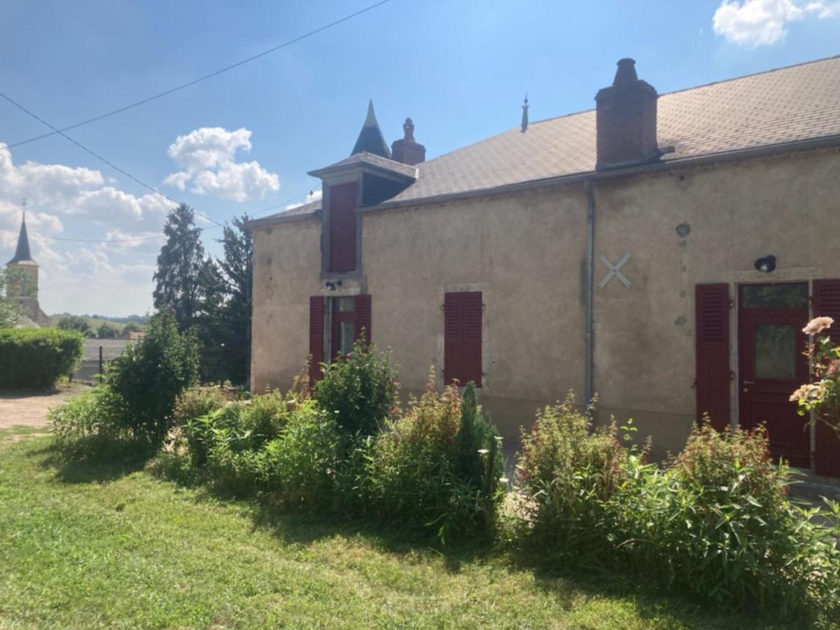 Maison 19Eme Renovee Avec Terrasse Et Bornes De Recharge - Fr-1-489-406 Cindre Exterior foto