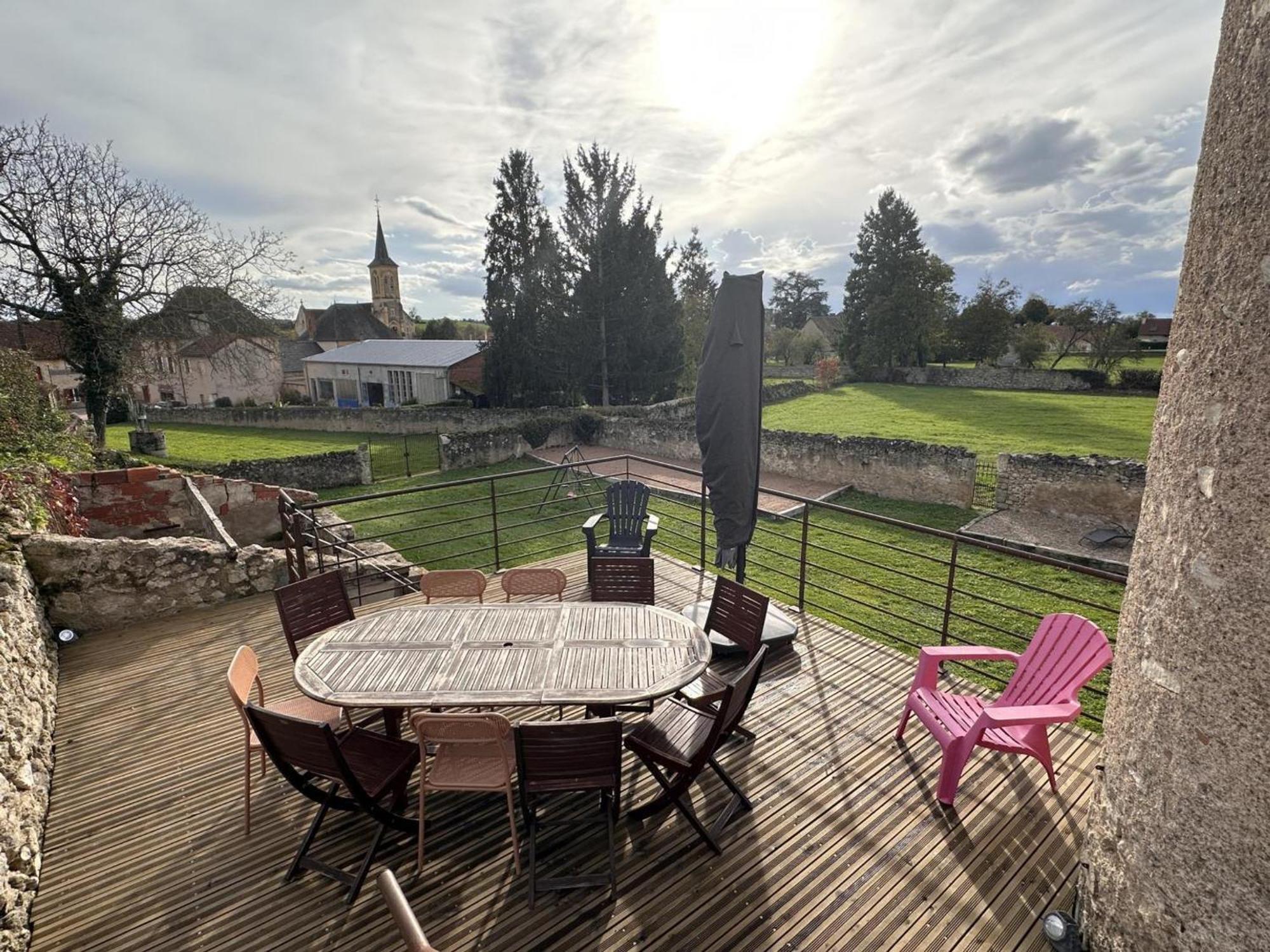 Maison 19Eme Renovee Avec Terrasse Et Bornes De Recharge - Fr-1-489-406 Cindre Exterior foto